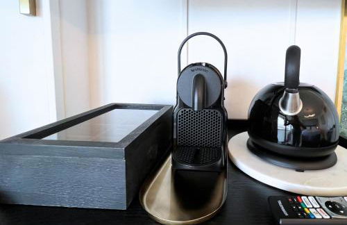 NEW I GREAT CITY VIEW I 32 FLOOR I BOXSPRINGBED and NETFLIX - Foto 10