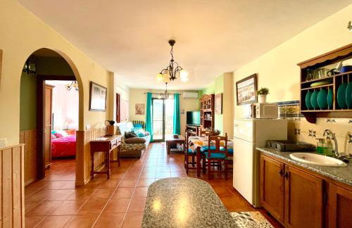 Apartamentos Axarquia , Frigiliana, terraza privada con vistas a la montaña rio y al mar - Photo 78