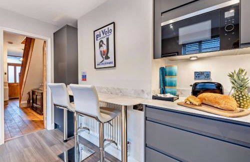 Shrewsbury Townhouse - Free Parking - Photo 19