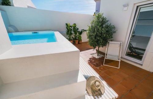 Charming Two Bedroom House with Private Pool near the Beach Cascais and Lisbon - Foto 2