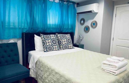 Luxe City Hall Suite by Rittenhouse Square - Photo 1