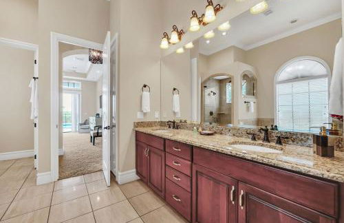 Luxury 6 Bedroom House in Reunion Resort - Foto 25