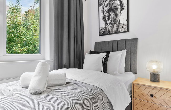 2BR Flat, Free Parking, Close to Airport & Centre - Foto 39