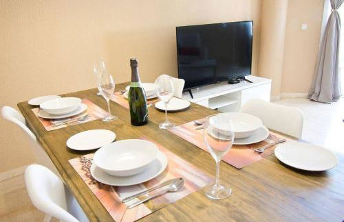 Spectacular Apartment in Matchroom Country Club - Photo 14