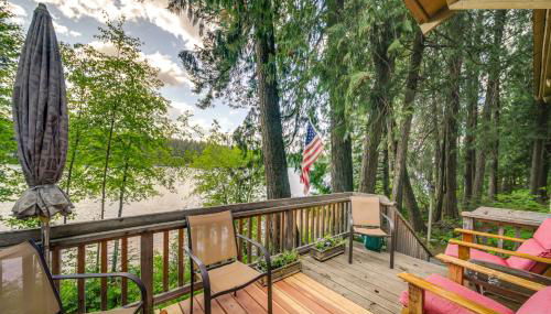 Waterfront Newport Vacation Rental on Sacheen Lake - Foto 2