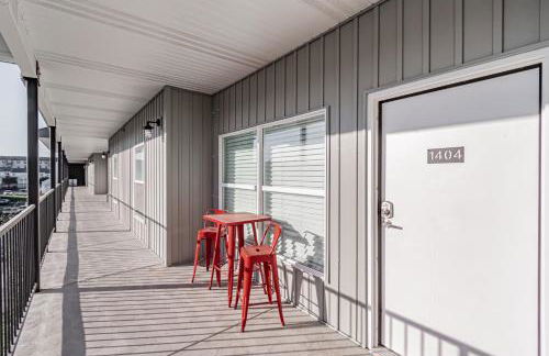 Bringham's Mill Apartments Perfect for Groups Full Kitchen Gym and Free Parking - Photo 97