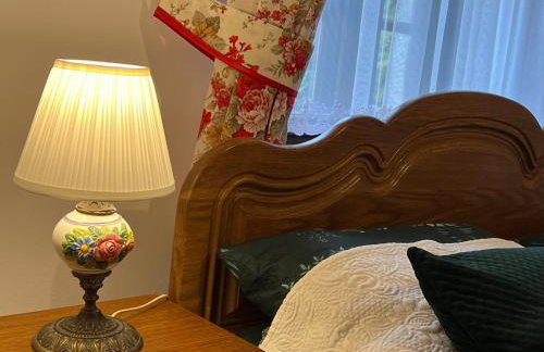 Apartament w XIX-wiecznym Spichlerzu nad Jeziorem z dostępem do parku i widokiem na Dworek Modrzewiowy z 1823 roku - Foto 11