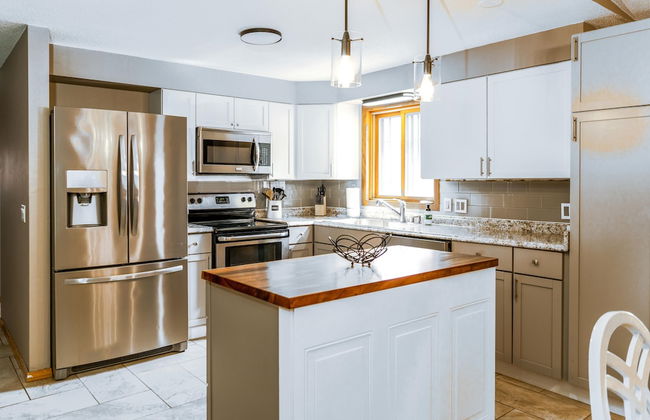 Fireside Charm on Strawberry Hill - Foto 10