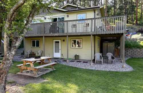 Bigfork Lake Getaway - Photo 27