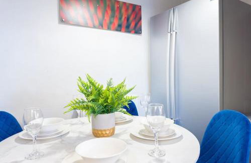 Last-Minute Specials l Modern 2 Double Bed Apartment for 5 Guests l Hofin Stays Short Lets & Serviced Accommodation - Foto 20