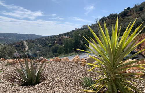 3 bedroom holiday home Alcaucin with private pool and mountain view - Photo 17