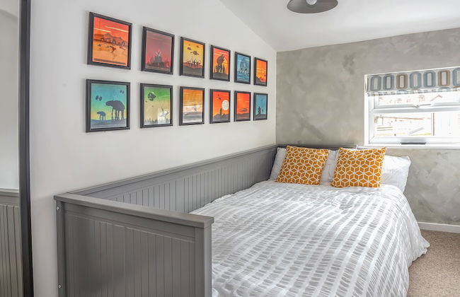 Modern 3-bed House on Tarporley High Street - Photo 7