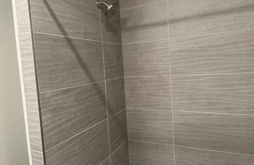 4 bd Ski Villa with Hot Tub and Bunk Room by lake! - Foto 19