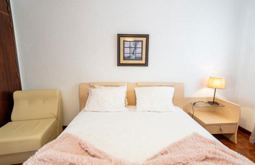 Nazare with Garden and Barbecue - Photo 13