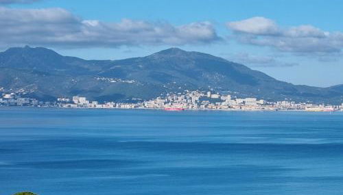 Superbe appartement T3 face mer baie Ajaccio - Foto 2