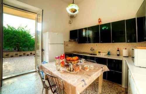 Villa with pool and tennis court - Foto 8