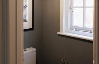 Beautiful house, Cirencester centre, parking - Photo 31