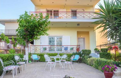 Stunning Home In Lechaio Corinthias - Foto 15