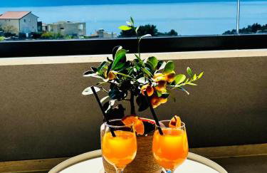 Penthouse Jacuzzi SeaView Suite - Foto 10