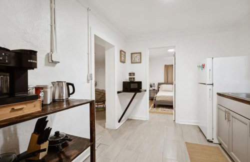 Pensacola Pad 1BR 1BA Modern - Foto 23