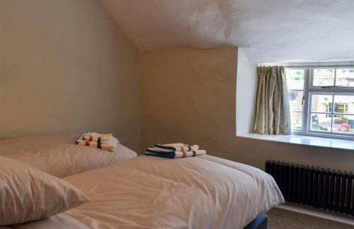 Glimsters Cottage - Photo 10