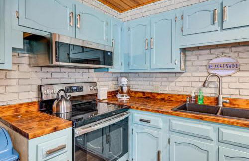 Family-Friendly Cabin Getaway On Castle Rock Lake Space to Relax & Play - Foto 10