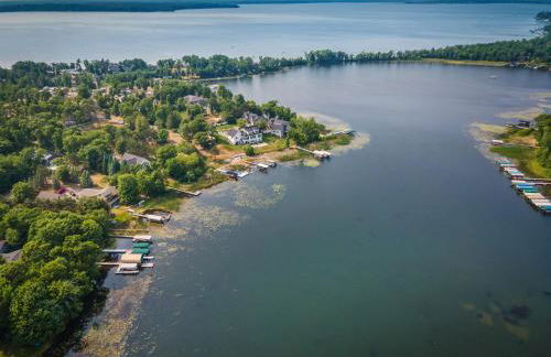 Love Lake Manor - Foto 22