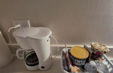 COZY STYLISH 1BR CONDO LED Ambience Private Entry Home Away From Home - Photo 8