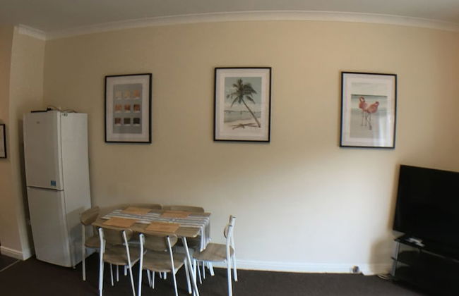 Blackberry House - Sleeps 6 with Parking and Netflix TV - Foto 7