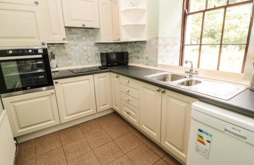 The Coach House - Photo 10