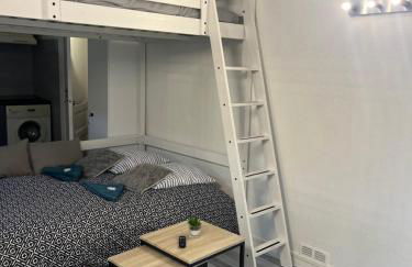 Astérix AÉROPORT ROISSY CDG - Foto 1