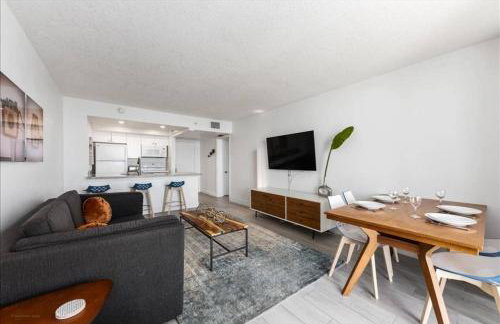 Hutchinson Island BeachFront Heated Pool Balcony Top Floor Amazing View - Foto 18