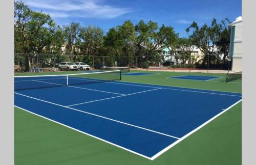 LIC Mgr - LUXURIOUS 3 BED 3 BATH OCEANFRONT SUITE - UPSCALE OCEANFRONT RESORT - INDOOR PICKLEBALL - SPEAKEASY! - Photo 41