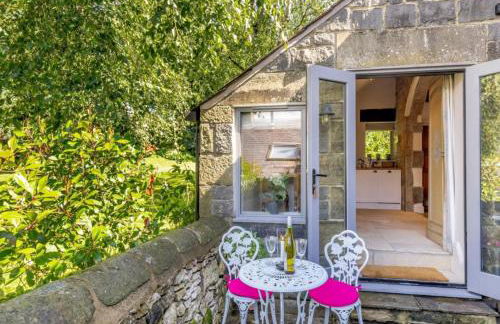 Lyme Tree Farm Cottages - Hotching Barn and Knockstone Cottage - Foto 6