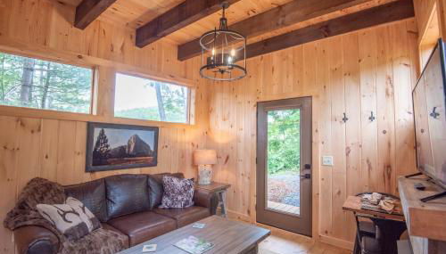 1 Mile to Downtown West Jefferson Camping Cabin #7 - Foto 2