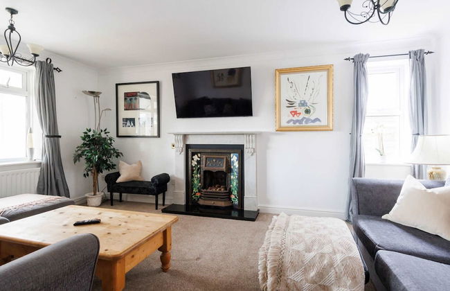 Spacious 4-bed Seaside Retreat in Selsey - Foto 9