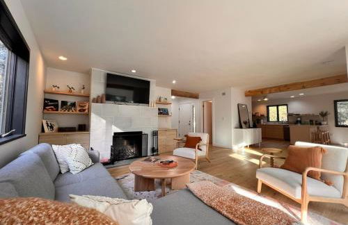 Luxury Woodstock Retreat Hot tub heated pool - Foto 17