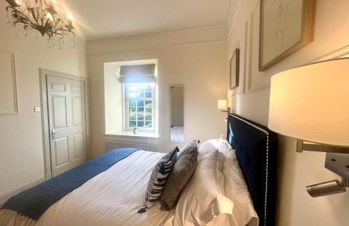 Hamish in ApartNest Auchterarder - Photo 5