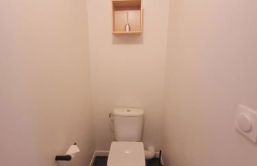 Bel appartement contemporain proche des commodités - Photo 10