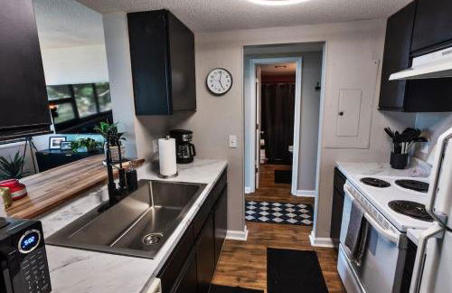 Modern condo closest to the University of SC - Foto 30