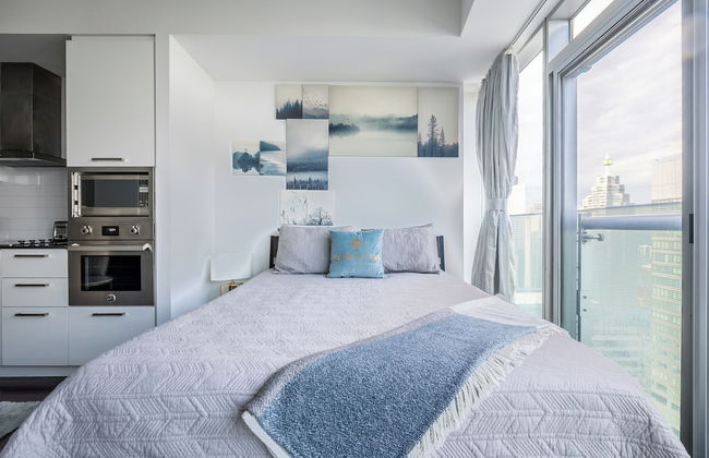 Maple Leaf Square - Photo 49