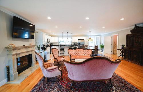 Spacious Coastal Retreat in Buzzards Bay, Quiet & Family-Friendly - Foto 71