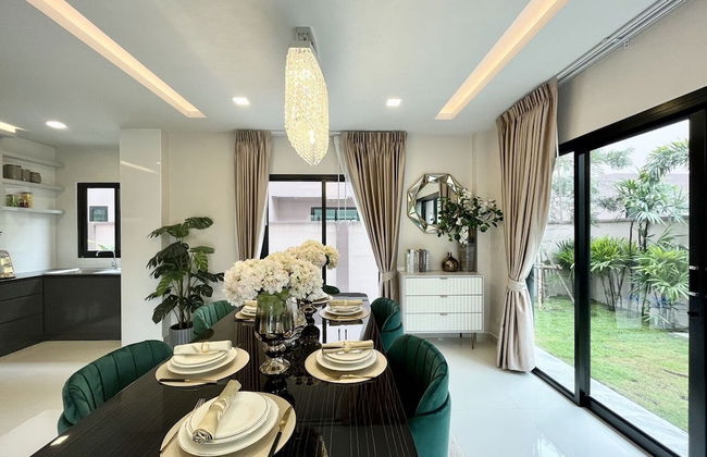 Southern Peak Pool Villa HuayYai Pattaya - Photo 75