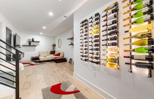 Modern Lakeview Home with Private Dock Sleeps 5 - Foto 21