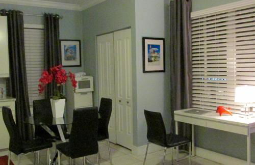 Ocean Breeze - Photo 19