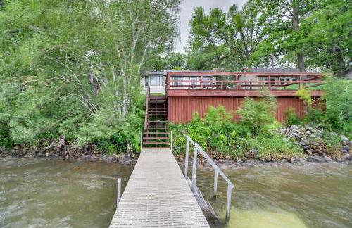 Lakefront Pelican Rapids Cabin with Boat Dock! - Foto 35