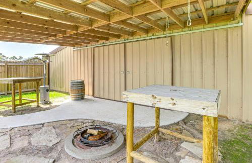 Lazy River Retreat in Cypress with Backyard Oasis! - Foto 28