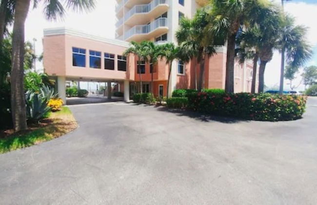 Lovers Key Resort by Check In Vacation Rentals - Photo 43