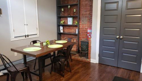 Fresh Modern Industrial split level - Photo 5