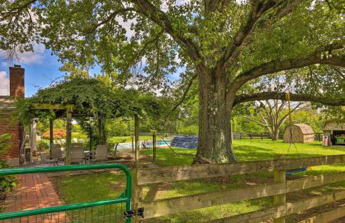 Peaceful Lebanon FarmhouseandRanch with Pool! - Foto 31